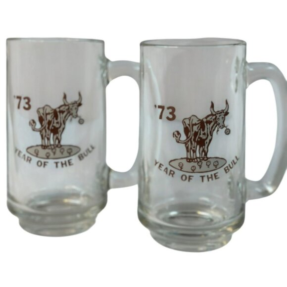 VTG 1973 Year of the Bull Glass Beer Mugs Set of 2 Zodiac Ox Collectible Steins - Picture 1 of 7